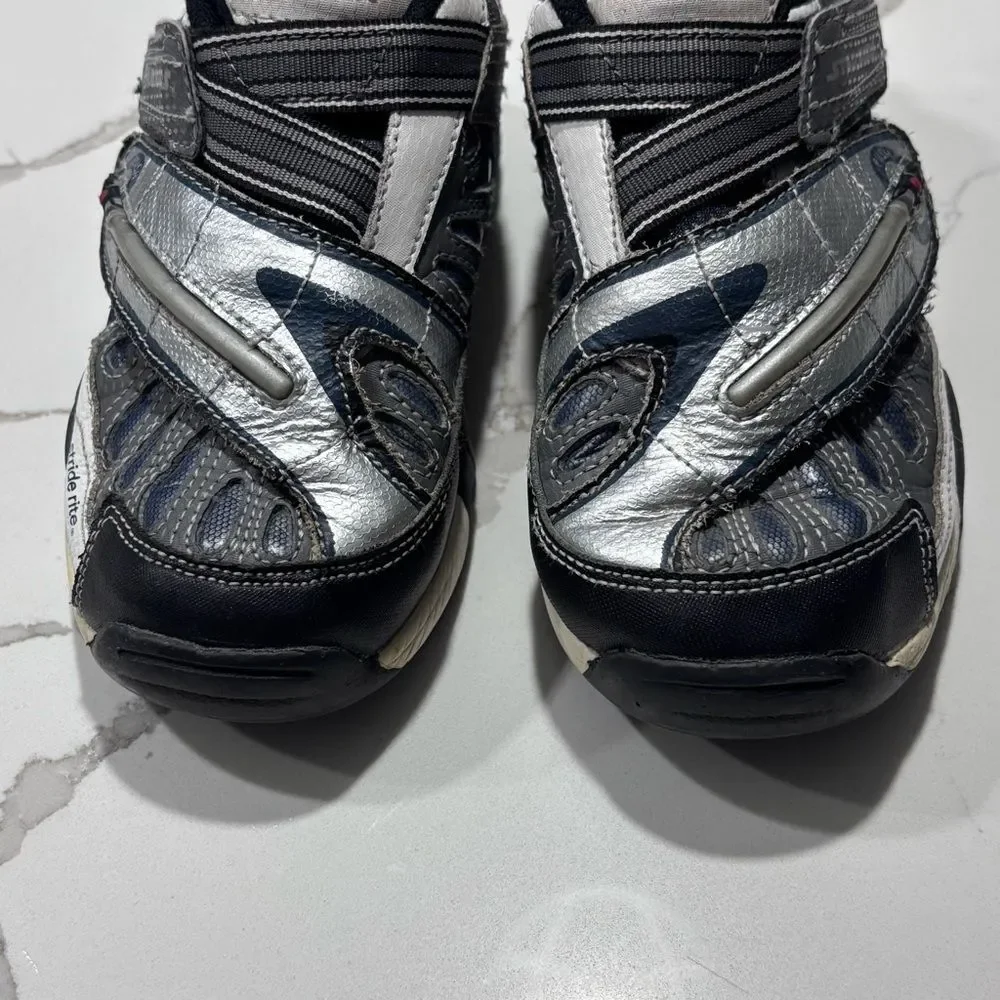 Stride Rite Toddler Boys StarWars Metallic Silver Black Lite up Sneakers 12.5